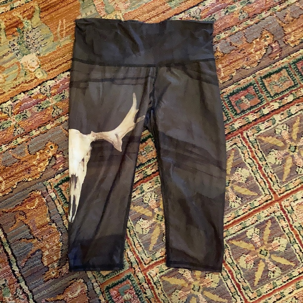 Teeki Yoga Pants cropped Deer Medicine